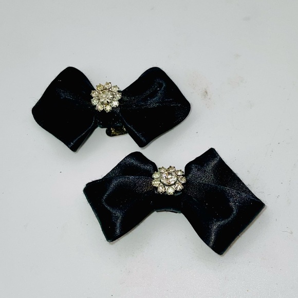 Vintage Pair of Black Satin and Rhinestone Shoe Clips Dressy Evening Estate Find - Picture 9 of 15